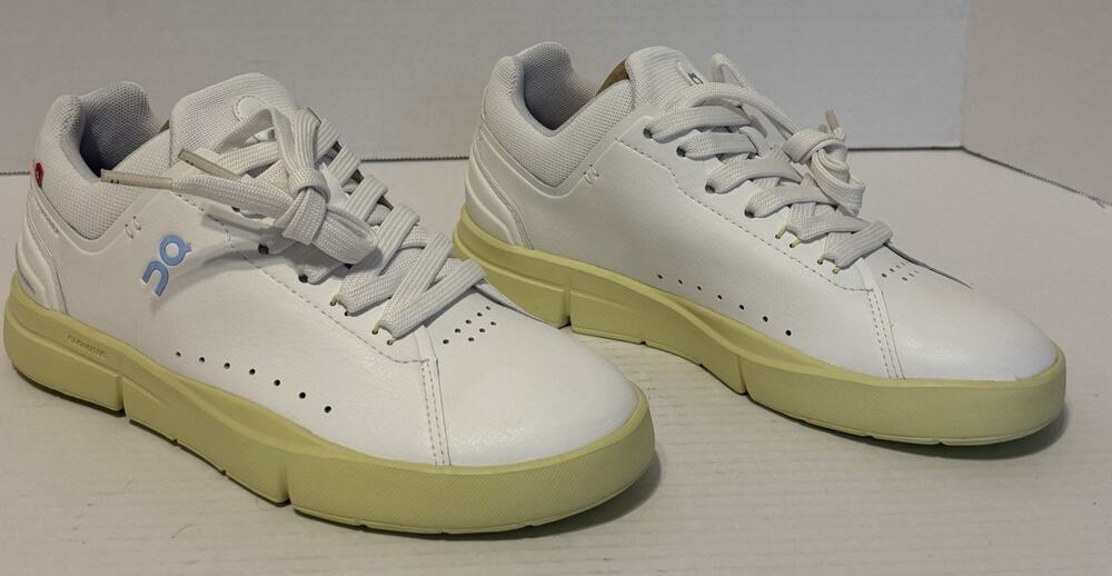 On Cloud OC Women's The Roger Advantage White/Hay Size 5 NIB NEW